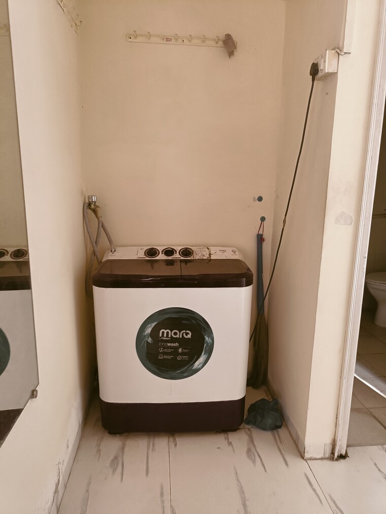 undefined, royal-palms-garden-view 1 Bedroom 535 Sq.Ft. Apartment In Goregaon East Mumbai 8935608