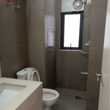 Bathroom in 2 BHK Apartment at Ireo Skyon, Sector 60 – for Rent