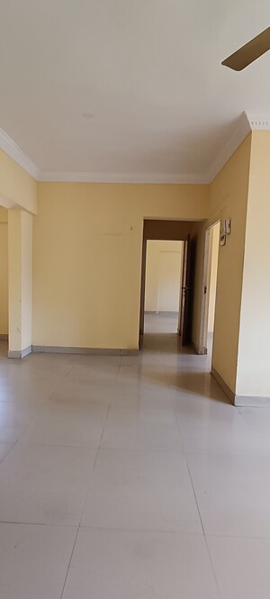 Room in 1 BHK Apartment at Royal Palms Diamond Isle Phase III, Goregaon East – for Sale