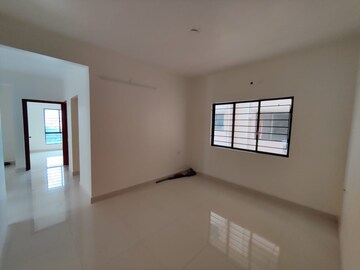 Room in 2 BHK Apartment at DTC Southern Heights, Joka – for Rent
