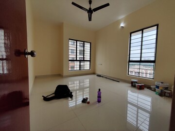 Room in 2 BHK Apartment at DTC Southern Heights, Joka – for Rent