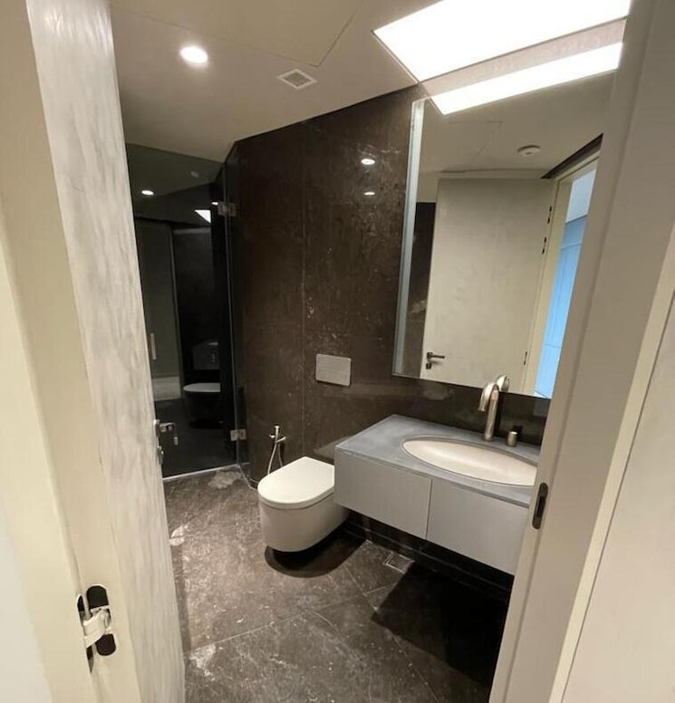 Attached Bathroom, lodha-world-view 4 Bedroom 2619 Sq.Ft. Apartment In Worli Mumbai 8935636