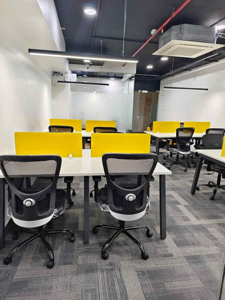 Team Area, vijay nagar Commercial Office Space 2700 Sq.Ft. In Vijay Nagar Indore 8935665