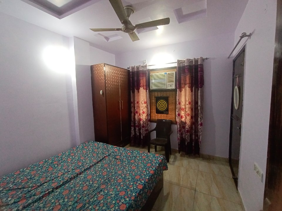 2 BHK + Extra Room Builder Floor For Rent in Rohini Sector 16