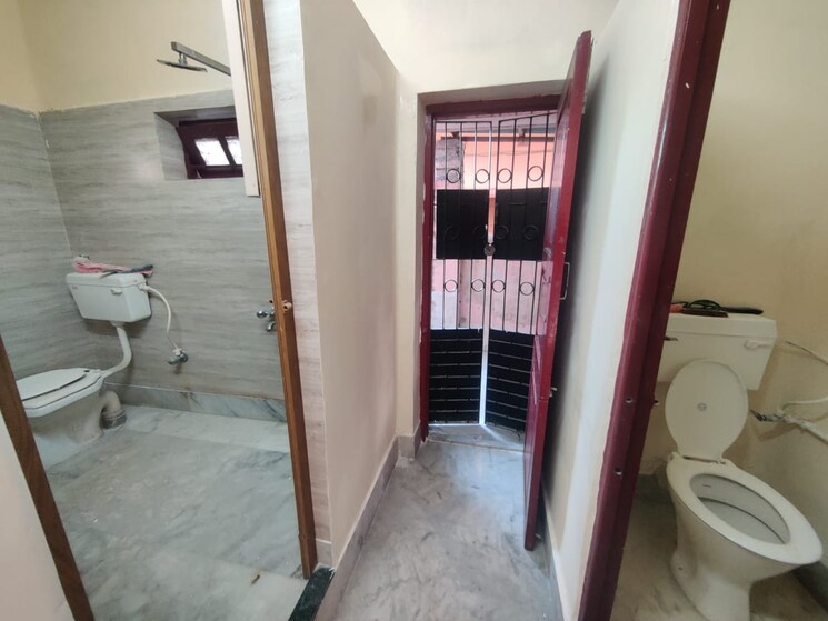 Attached Bathroom, godrej-seven 3 Bedroom 1100 Sq.Ft. Apartment In Joka Kolkata 8935704