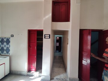 Furnished Amenities in 2 BHK Independent House at Kadam Tala – for Rent