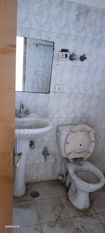 Bathroom in 2 BHK Apartment at Parsvnath Edens, Alpha Ii Greater Noida – for Rent