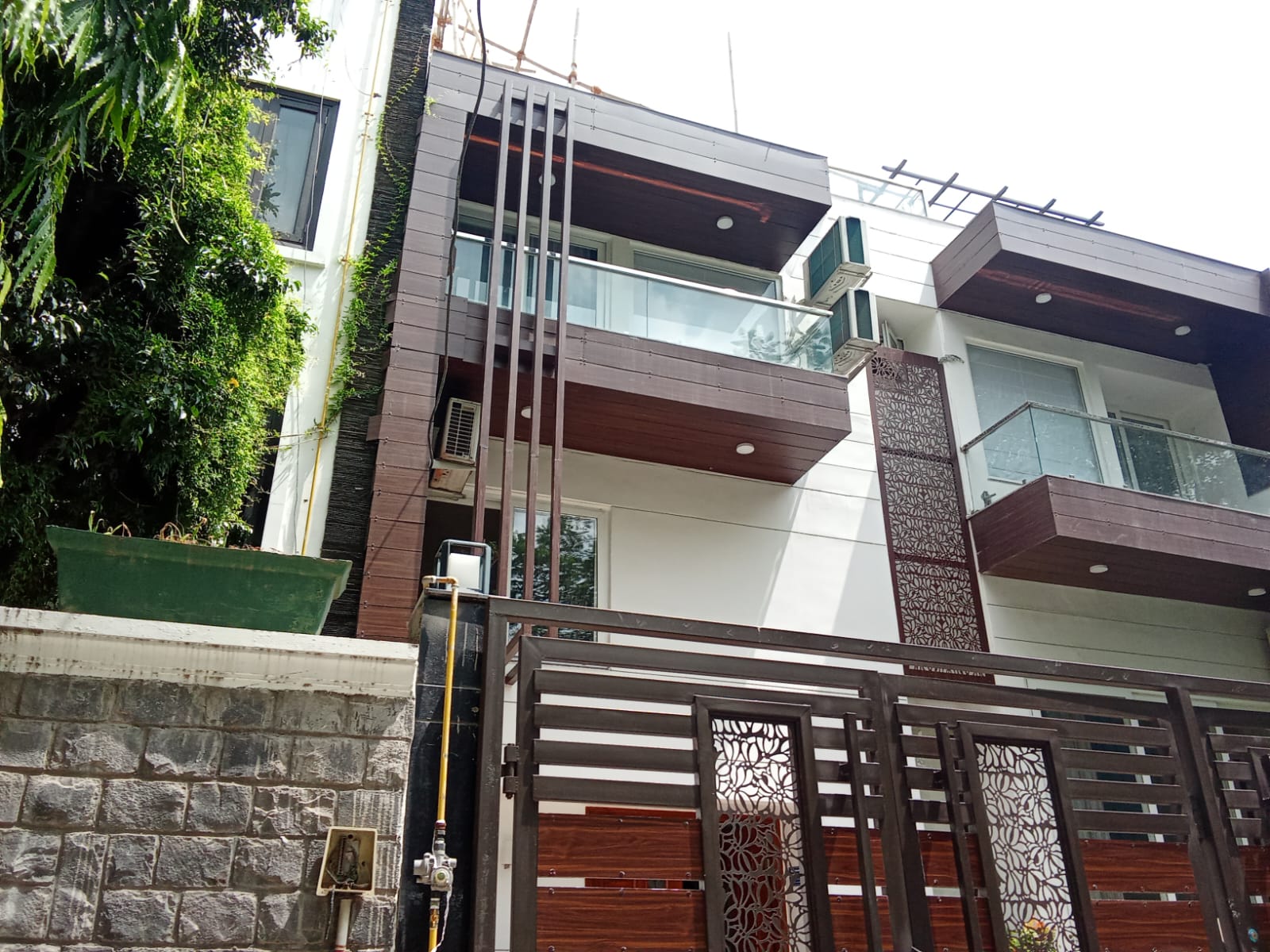5 BHK Independent House For Sale in Rail Vihar Ghaziabad