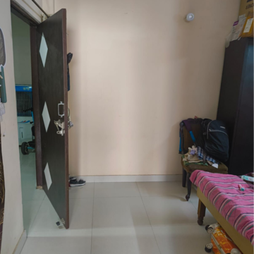 Master Bedroom in 1.5 BHK Villa at Sector 21 – for Rent