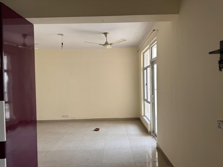 Room, gaur-city-2-12th-avenue 2 Bedroom 635 Sq.Ft. Apartment In Sector 16c Greater Noida Greater Noida 8935767