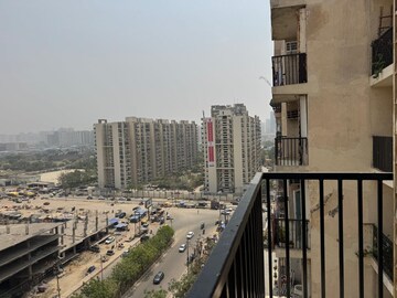 2 BHK Apartment For Rent in Gaur City 2 - 12th Avenue, Sector 16c Greater Noida