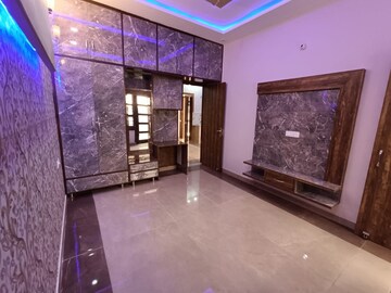 Room in 2 BHK Apartment at Maya Garden City, Lohgarh – for Rent