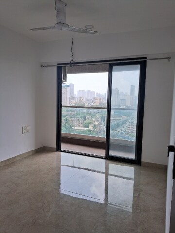 Bedroom in 2 BHK Apartment at Neumec Shreeji Towers, Wadala East – for Rent