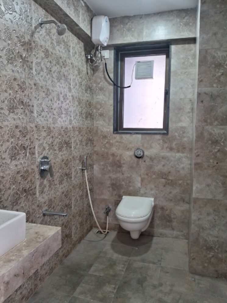 Bathroom, neumec-shreeji-towers 2 Bedroom 790 Sq.Ft. Apartment In Wadala East Mumbai 8935788