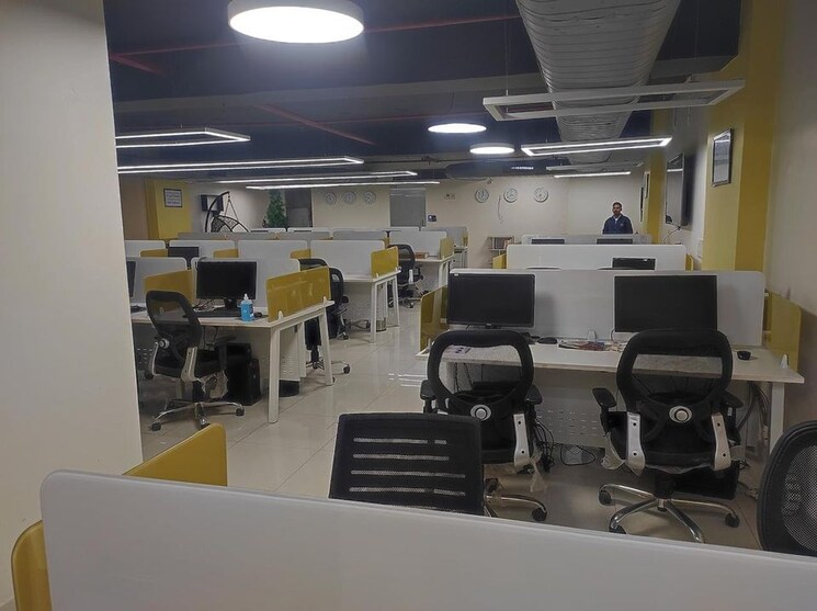 Team Area, scheme 140 Commercial Office Space 1950 Sq.Ft. In Scheme 140 Indore 8935750