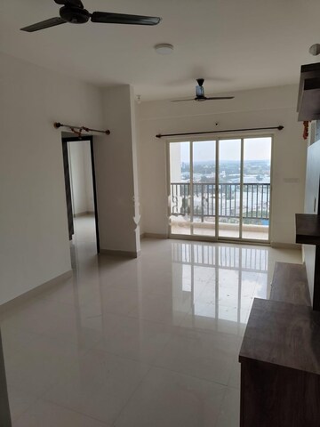 Room in 2 BHK Apartment at Svamitva Emerald Square, Bommasandra – for Rent