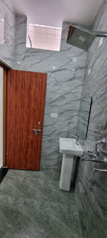 Bathroom in 1 BHK Apartment at Clement Town – for Rent