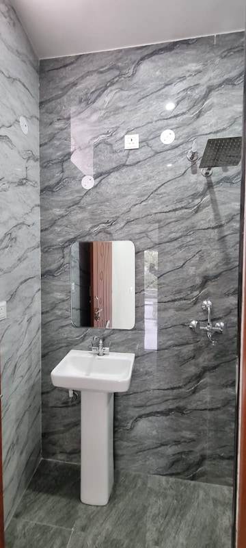 Bathroom in 1 BHK Apartment at Clement Town – for Rent