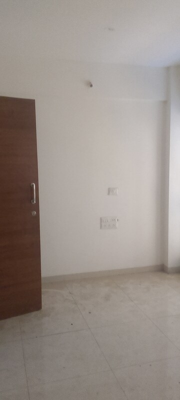 Room in 1.5 BHK Apartment at Shilpa CHS Andheri, Andheri East – for Sale