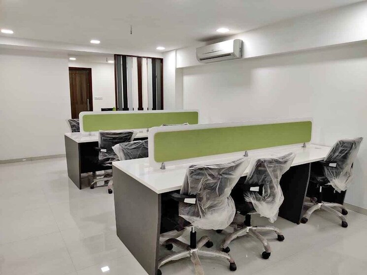 Team Area, scheme no 140 Commercial Office Space 2300 Sq.Ft. In Scheme No 140 Indore 8935830