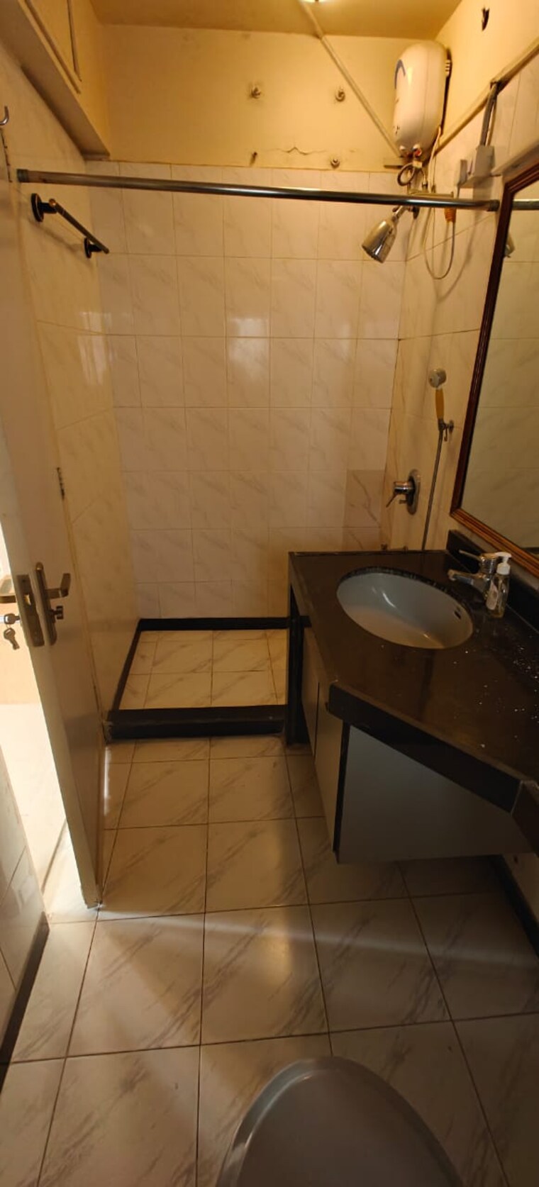Bathroom, cuffe parade 2 Bedroom 1150 Sq.Ft. Apartment In Cuffe Parade Mumbai 8935865