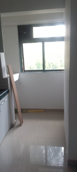 Furnished Amenities in 1.5 BHK Apartment at Suparshwa Urbana, Andheri East – for Sale