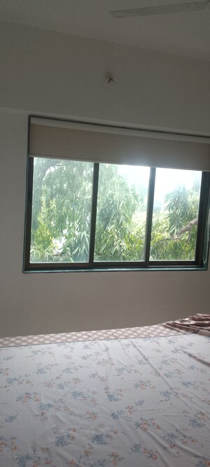 Room in 1.5 BHK Apartment at Suparshwa Urbana, Andheri East – for Sale