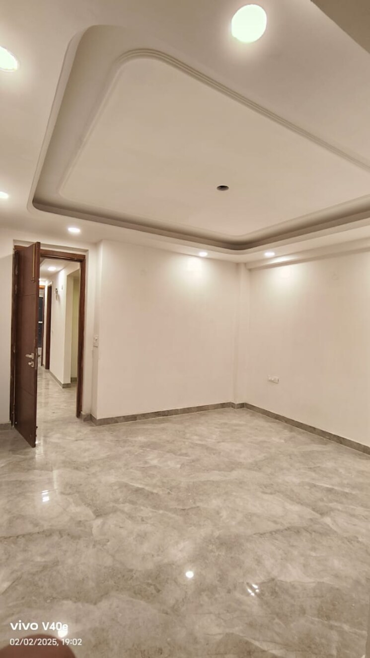 Room, vasant kunj 3 Bedroom 1400 Sq.Ft. Apartment In Vasant Kunj Delhi 8935925