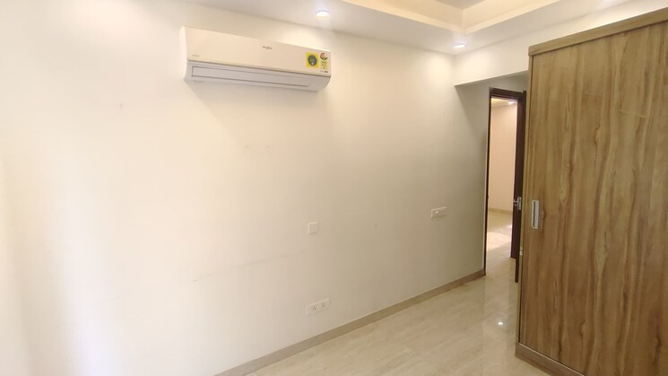 Room, sector 57 3 Bedroom 204 Sq.Yd. Builder Floor In Sector 57 Gurgaon 8935851