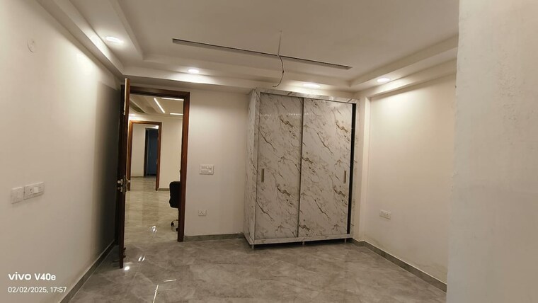 Room, vasant kunj 3 Bedroom 1400 Sq.Ft. Apartment In Vasant Kunj Delhi 8935925