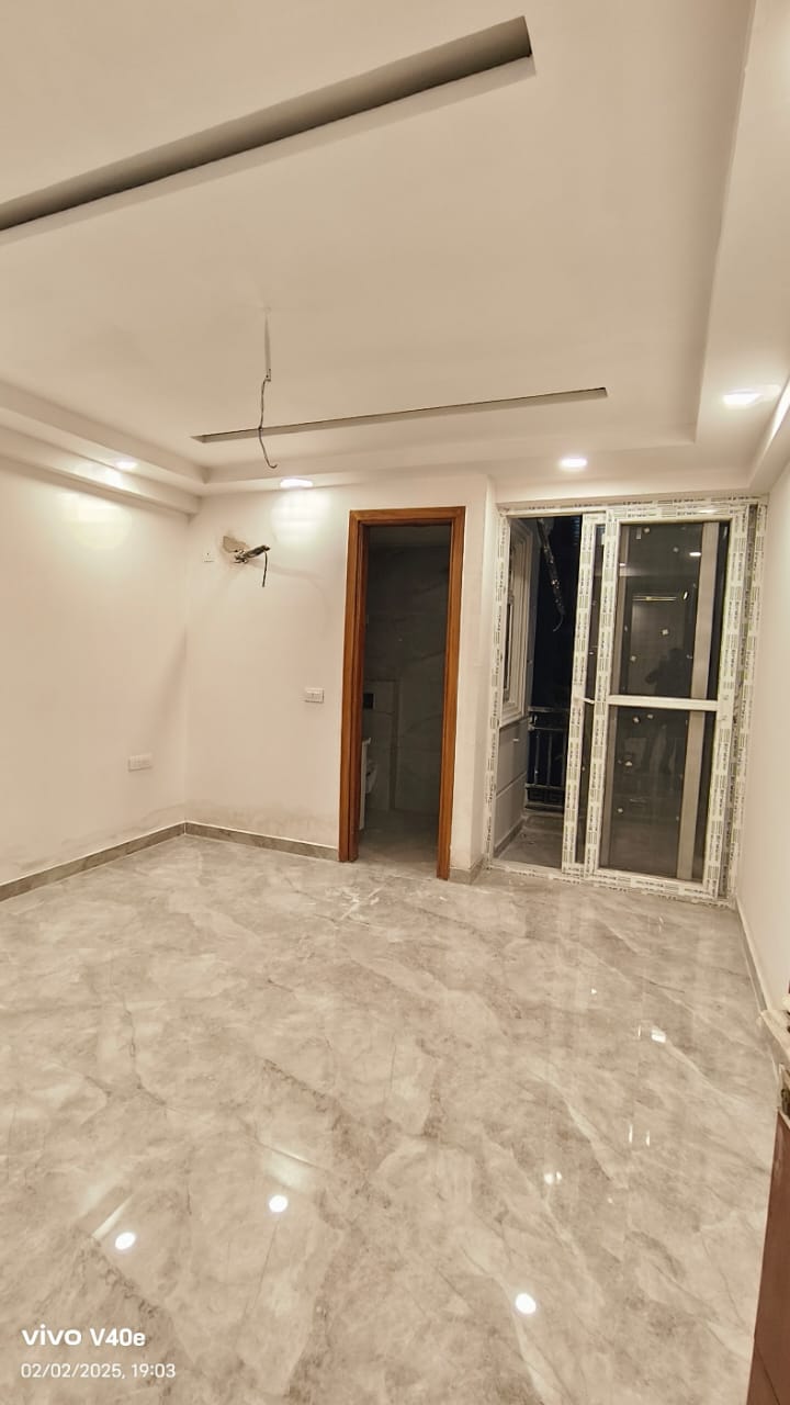 3 BHK Apartment For Sale in Bhawani Kunj 