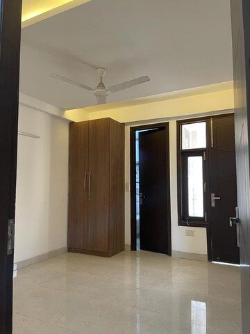 Room in 3 BHK Builder Floor at Freedom Fighters Enclave – for Rent