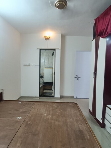 Master Bedroom in 2 BHK Apartment at Ahura Sky Lounge, Tingre Nagar – for Rent