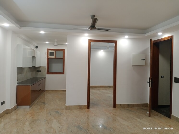Other, vasant kunj 3 Bedroom 1300 Sq.Ft. Apartment In Vasant Kunj Delhi 8936098