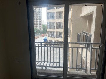 2 BHK Apartment For Rent in Raunak Bliss, Ghodbunder Road