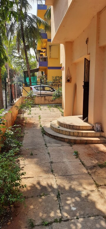 Balcony in 1 BHK Apartment at Aundh – for Rent