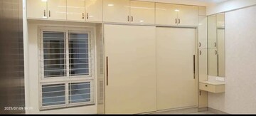 Room in 3 BHK Apartment at Prestige Beverly Hills, Kokapet – for Rent