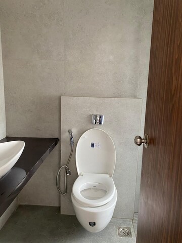 Master Bedroom in 2 BHK Apartment at Level The Residences, Andheri West – for Rent