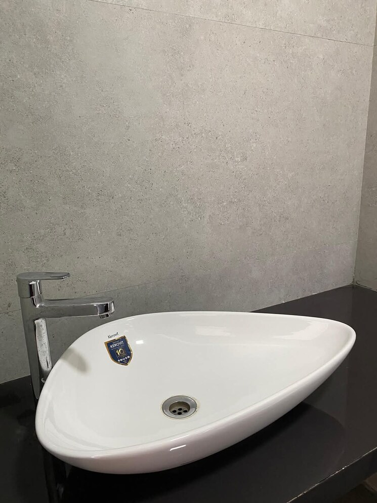 Bathroom, level-the-residences 2 Bedroom 635 Sq.Ft. Apartment In Andheri West Mumbai 8936083