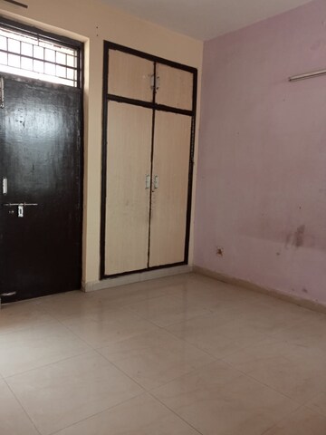 Room in 1.5 BHK Apartment at Gokuldham LIG Apartments, Sector 135 – for Sale