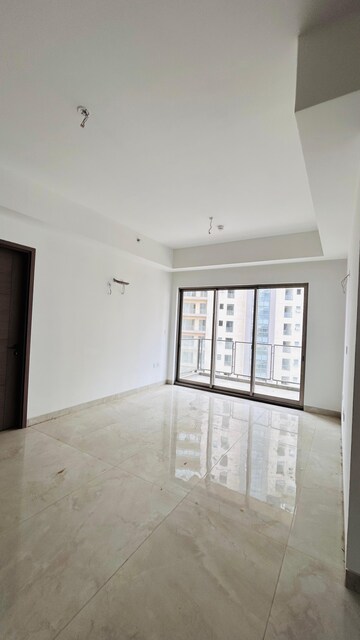 Room in 2 BHK Apartment at Gomti Nagar – for Rent