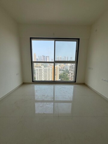 Room in 2.5 BHK Apartment at Lodha Parkside, Worli – for Sale