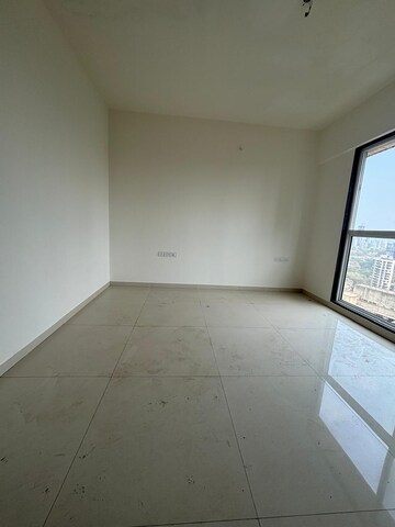Room in 2.5 BHK Apartment at Lodha Parkside, Worli – for Sale