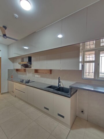 Kitchen in 3.5 BHK Apartment at Prestige Waterford, Whitefield – for Rent