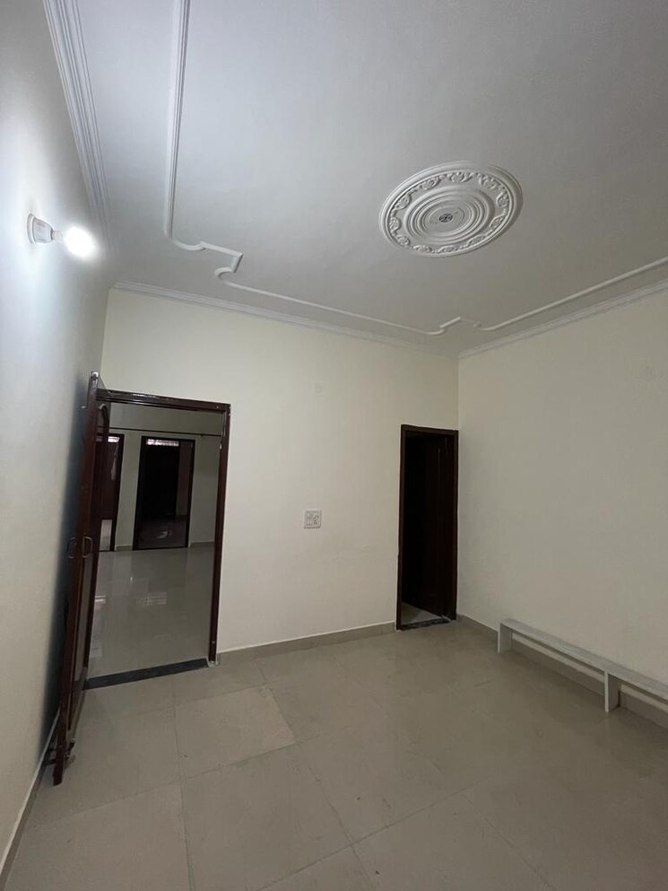 Room, gbp-athens 3 Bedroom 150 Sq.Ft. Independent House In Ambala Highway Zirakpur 8936172