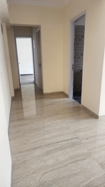 Room in 2 BHK Apartment at Kukreja Hari Kunj 3, Chembur – for Rent