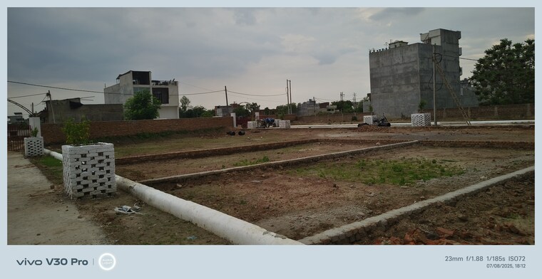undefined, indira nagar  1500 Sq.Ft. Plot In Indira Nagar Lucknow 8936208