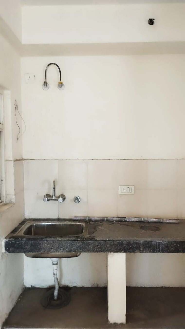 Bathroom, panchsheel-greens-ii 2 Bedroom 839 Sq.Ft. Apartment In Sector 16 Greater Noida Greater Noida 8936222