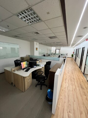 Team Area in  Co-working Space at Alkapuri – for Rent