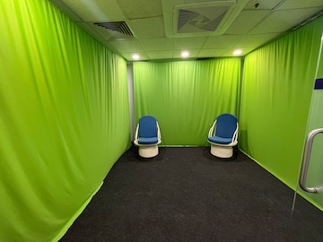   Co-working Space at Alkapuri – for Rent